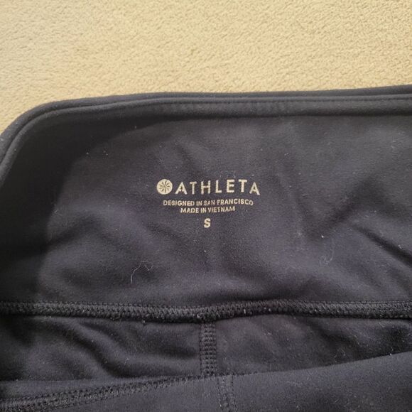Athleta Navy Mid Rise capri style leggings Size Small - Picture 3 of 5